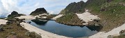 41 Vista panoramica sul Lago di Pietra Quadra in disgelo avanzato